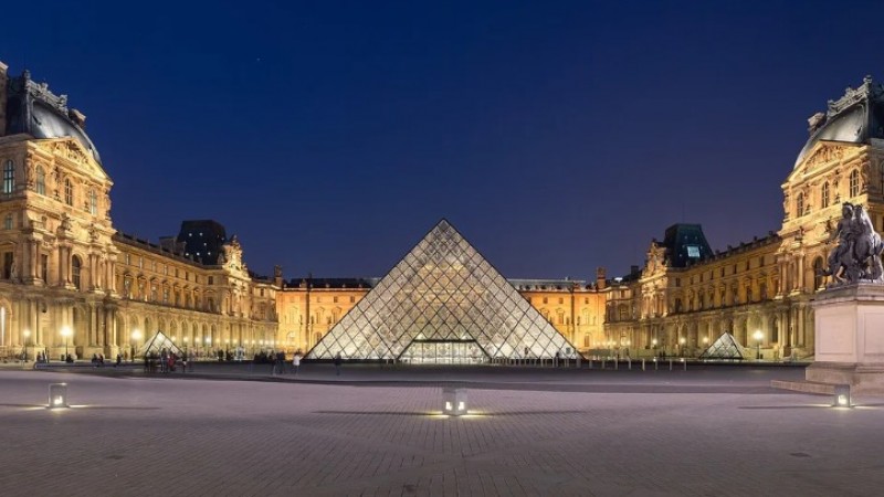 Conmoción por el robo de película en el Museo del Louvre: increíble atraco de 7 minutos